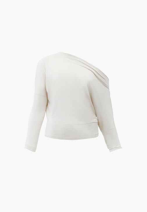 Tişört ve Baggy-Fit Denim Kombini