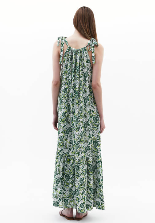 Bağlamalı Elbise ve Çanta Kombini