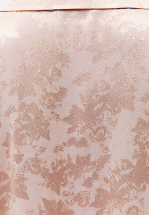 Jakarlı Gömlek ve Pantolon Kombini