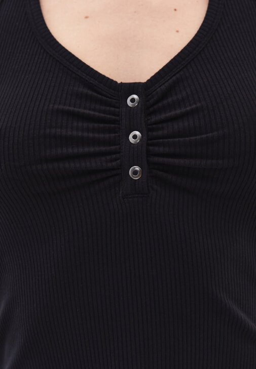 Halter Yaka Atlet ve Barrel-Fit Denim Pantolon Kombini