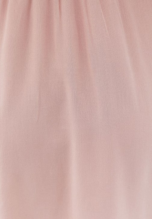 Fırfırlı Mini Elbise ve Çizme Kombini