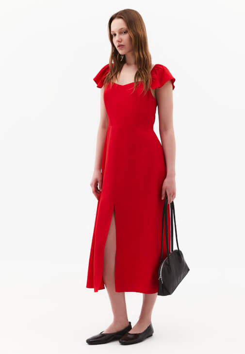 Kırmızı Yırtmaçlı Midi Elbise