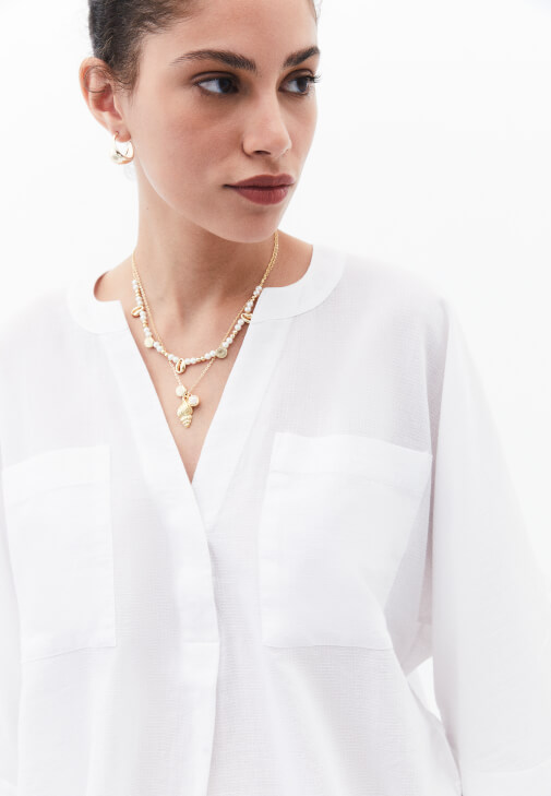 Cepli Oversize Gömlek ve Keten Pantolon Kombini