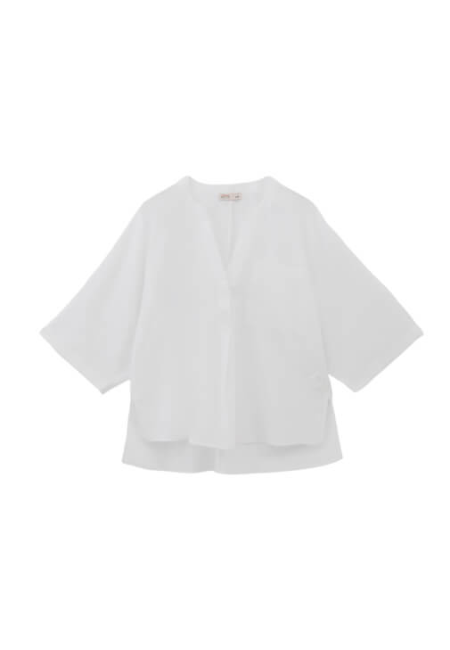 Cepli Oversize Gömlek ve Keten Pantolon Kombini