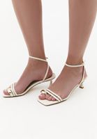 Bayan Krem Aksesuar Detaylı Topuklu Ayakkabı