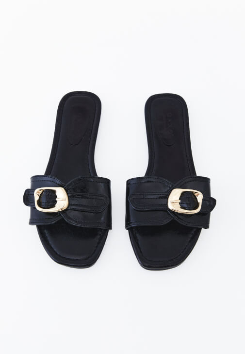 Siyah Tokalı Terlik