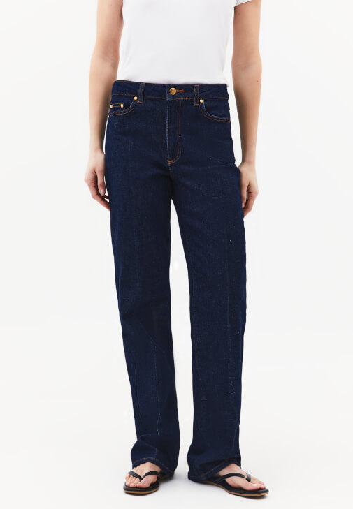 Denim Pantolon ve Tişört Kombini