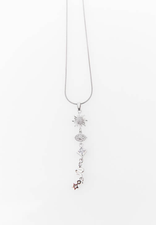 Gümüş Uç Detaylı Kolye