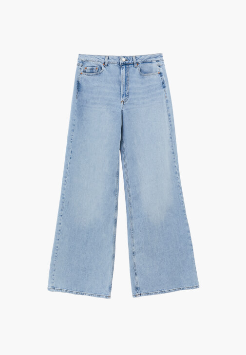 Wide-Leg Denim ve Tek Omuzlu Bluz Kombini