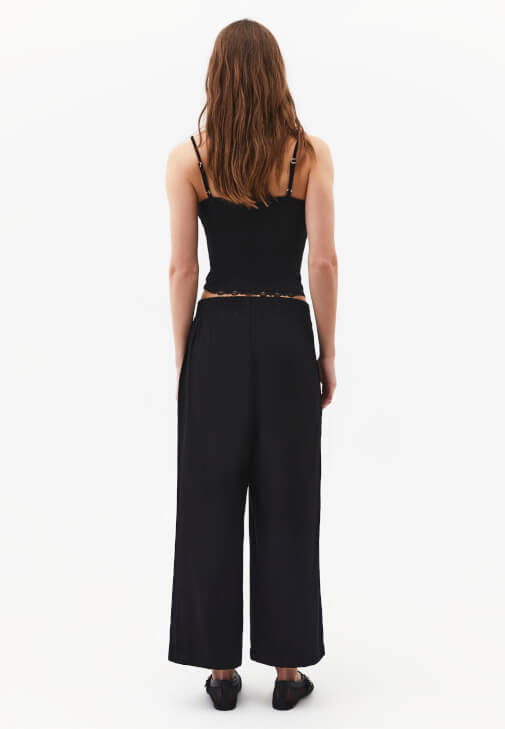 Culotte Pantolon ve Atlet Kombini
