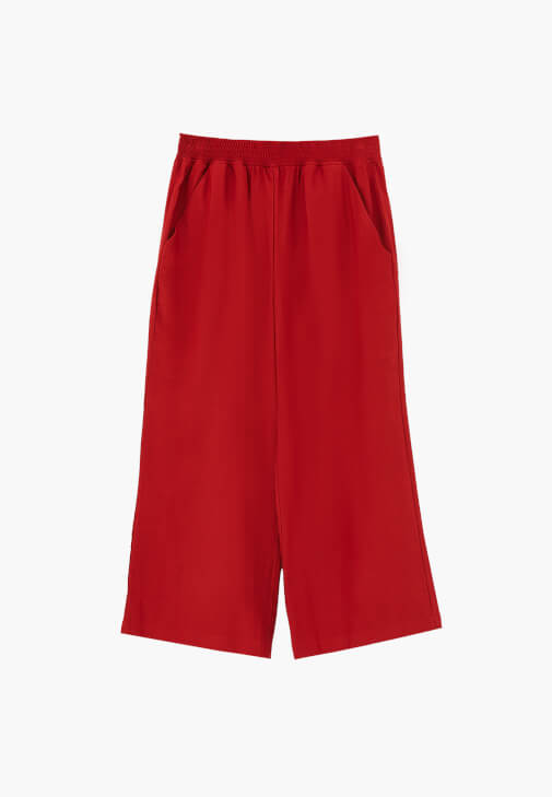 Culotte Pantolon ve U Yaka Atlet Kombini